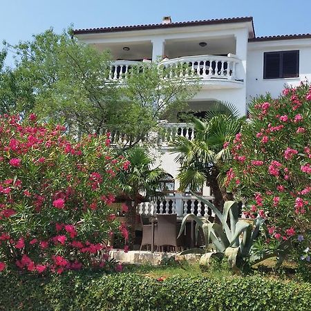 Guest House Villa Marlis Malinska Exteriér fotografie