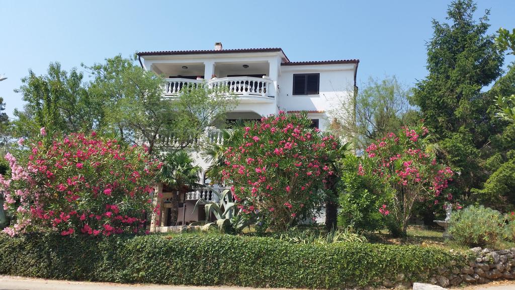 Guest House Villa Marlis Malinska Exteriér fotografie