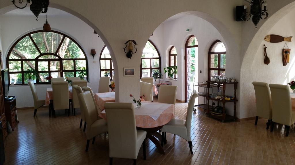 Guest House Villa Marlis Malinska Exteriér fotografie