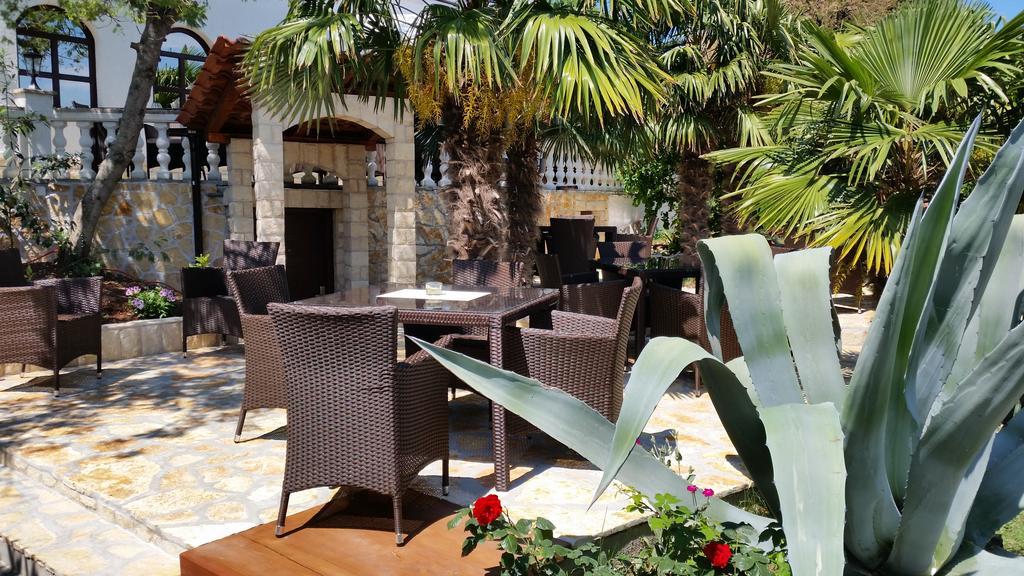 Guest House Villa Marlis Malinska Exteriér fotografie